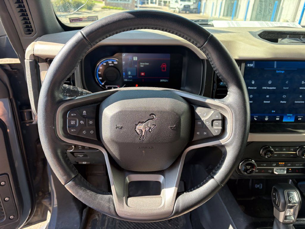 Used 2023 Ford Bronco Wildtrak AWD/4WD image 19