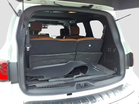 Certified 2023 INFINITI QX80 Sensory w/ Cargo Package AWD/4WD image 30