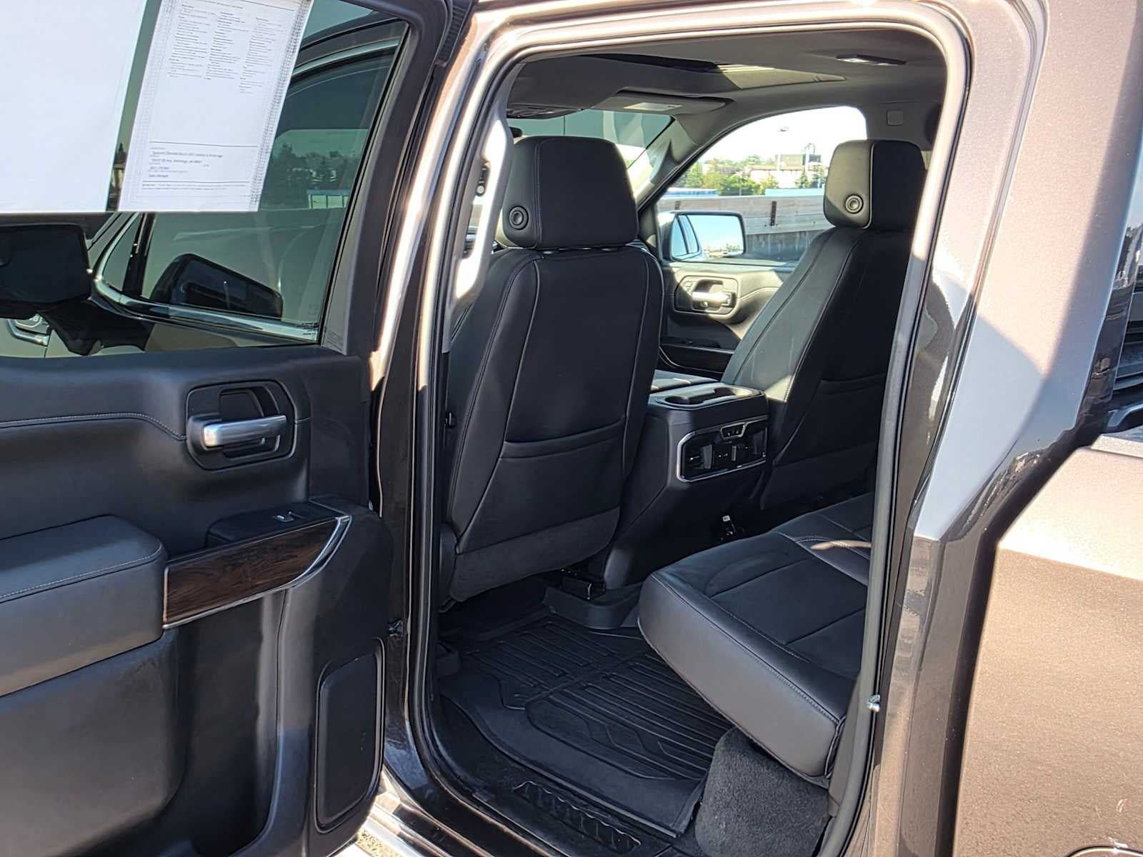 Certified 2021 GMC Sierra 1500 SLT w/ SLT Premium Package AWD/4WD image 15