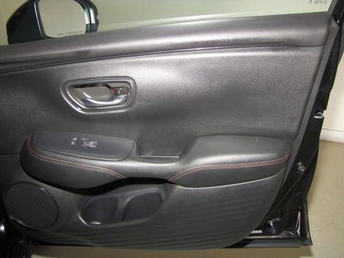 Certified 2024 Honda HR-V Sport image 19