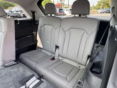 Used 2019 Audi Q7 2.0T Premium Plus w/ Premium Plus Package AWD/4WD image 22