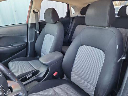 Used 2020 Hyundai Kona SEL w/ Cargo Package image 15