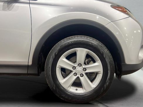 Used 2014 Toyota RAV4 XLE image 33