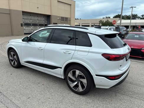 Used 2025 Audi Q6 e-tron Prestige AWD/4WD image 8