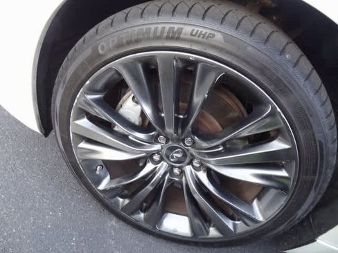 Used 2018 INFINITI Q70 L 3.7 image 11