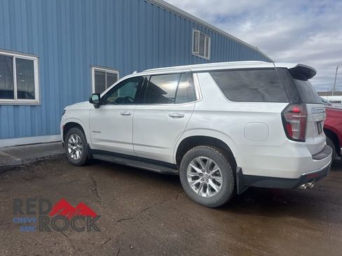 Used 2021 Chevrolet Tahoe Premier w/ Premium Package image 13