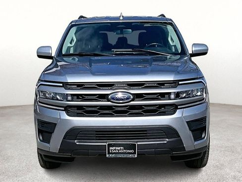 Used 2024 Ford Expedition XLT image 5