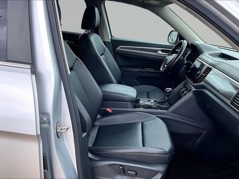 Used 2019 Volkswagen Atlas SEL FWD image 7