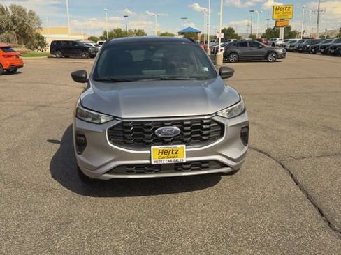Used 2024 Ford Escape ST-Line w/ Tech Pack #1 AWD/4WD image 3