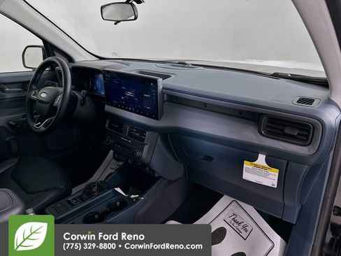 New 2025 Ford Maverick Lariat w/ Black Appearance Package image 31