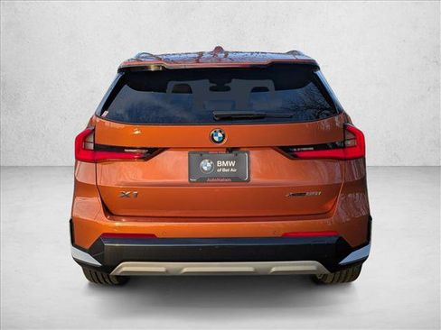 Used 2025 BMW X1 xDrive28i AWD/4WD image 7