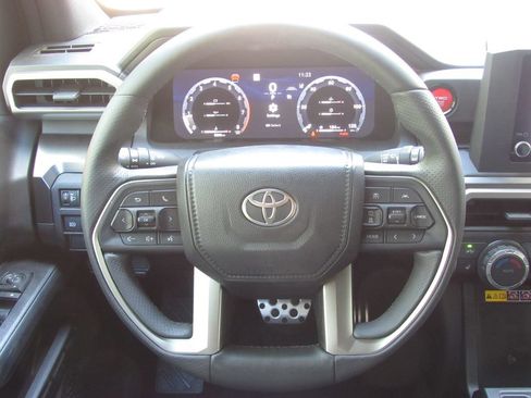 Certified 2025 Toyota 4Runner TRD Sport AWD/4WD image 22
