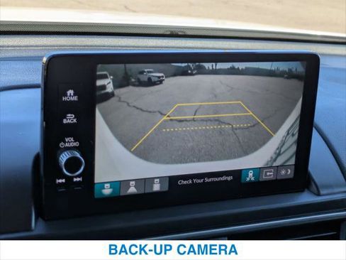 Certified 2024 Honda Pilot EX-L image 18