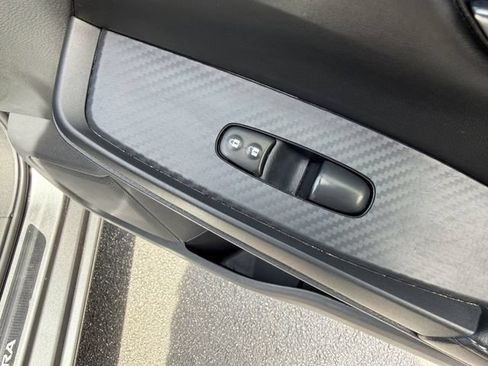 Used 2024 Nissan Sentra SV w/ All-Weather Package FWD image 33