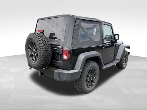 Used 2016 Jeep Wrangler Sport AWD/4WD image 6