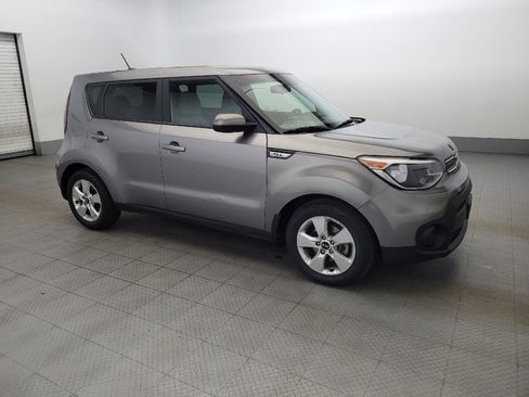 Used 2018 Kia Soul FWD image 11