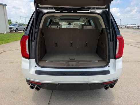 Used 2022 GMC Yukon Denali AWD/4WD image 5