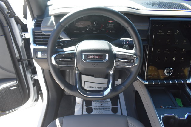 Used 2026 GMC Acadia Elevation w/ Elevation Premium Package AWD/4WD image 16