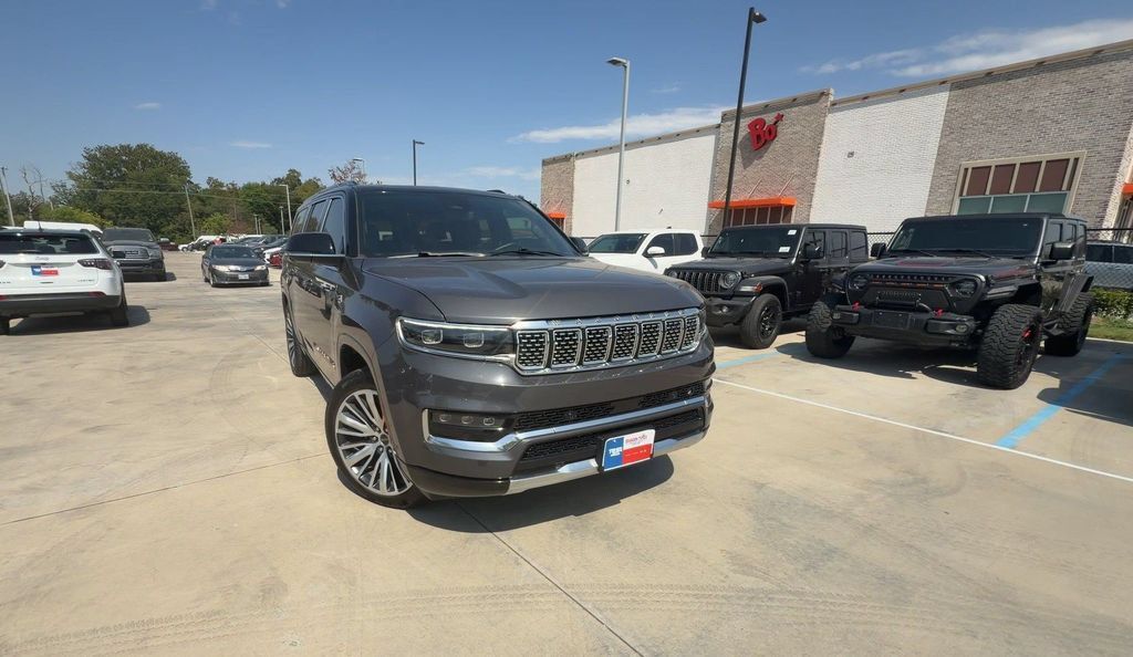 Used 2024 Jeep Grand Wagoneer L Series III AWD/4WD image 1