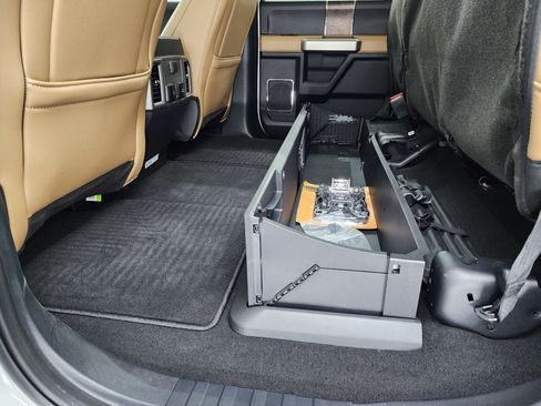 Used 2022 Ford F350 Lariat w/ Lariat Ultimate Package image 38