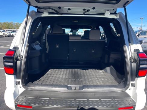 Used 2025 Toyota 4Runner SR5 image 16