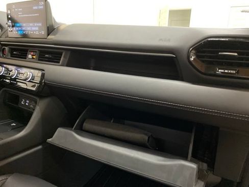 Used 2025 Honda Pilot EX-L image 87