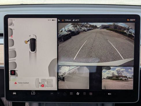 Used 2023 Tesla Model 3 Standard Range image 15