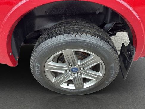 Used 2020 Ford F150 Lariat w/ Equipment Group 502A Luxury AWD/4WD image 11