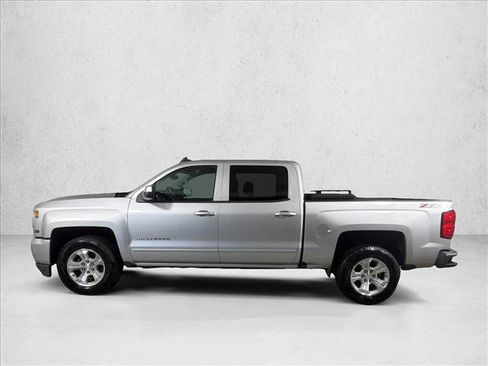 Used 2017 Chevrolet Silverado 1500 LT w/ All Star Edition AWD/4WD image 7