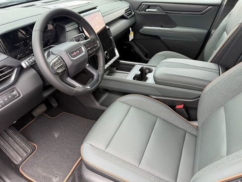 New 2026 GMC Acadia AT4 AWD/4WD image 8