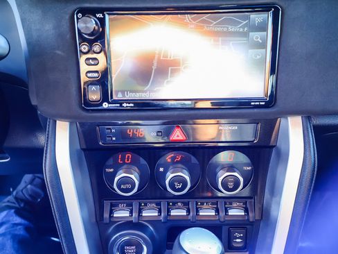 Used 2019 Toyota 86 RWD image 7