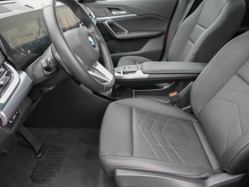 Certified 2025 BMW X1 xDrive28i image 12