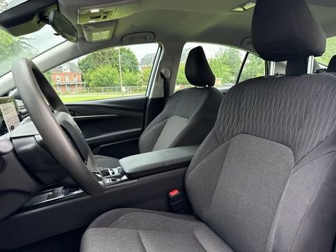 Used 2025 Toyota Camry LE AWD/4WD image 15