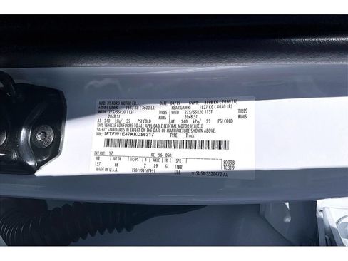 Used 2019 Ford F150 XLT w/ Equipment Group 302A Luxury AWD/4WD image 17