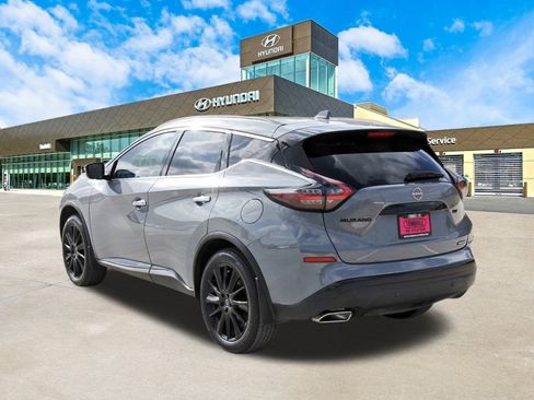 Used 2024 Nissan Murano SV w/ SV Midnight Edition Package image 8