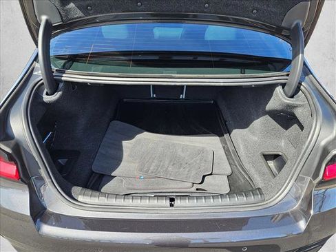 Used 2023 BMW M5 w/ Executive Package image 6