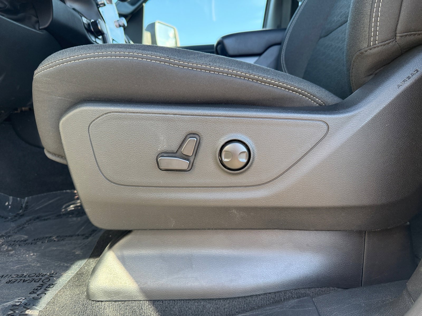 Used 2025 RAM 1500 Big Horn AWD/4WD image 23