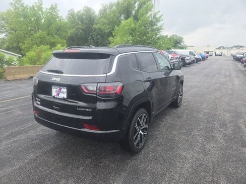Used 2025 Jeep Compass Limited w/ Elite Group AWD/4WD image 12