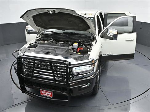 Used 2023 RAM 2500 Limited AWD/4WD image 44