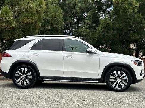 Certified 2024 Mercedes-Benz GLE 350 4MATIC image 4