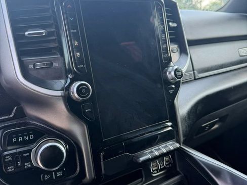 Used 2020 RAM 1500 Big Horn AWD/4WD image 16
