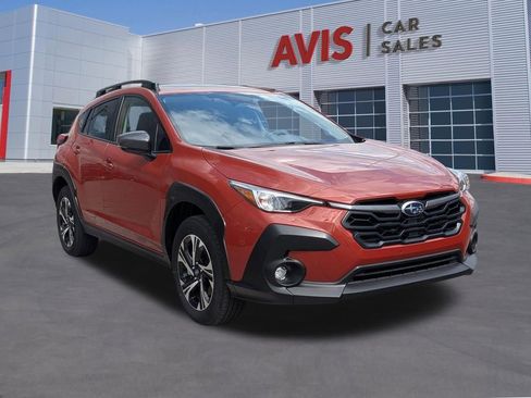 Used 2025 Subaru Crosstrek 2.0i Premium AWD/4WD image 3