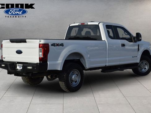Used 2019 Ford F350 XL w/ Power Equipment Group AWD/4WD image 4