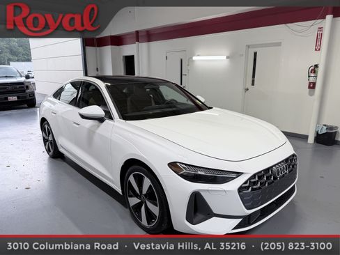 Used 2025 Audi A5 2.0T Premium Plus w/ Premium Plus AWD/4WD image 3