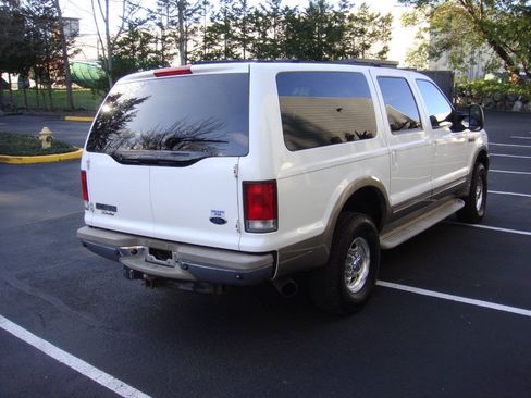 Used 2001 Ford Excursion Limited AWD/4WD image 7