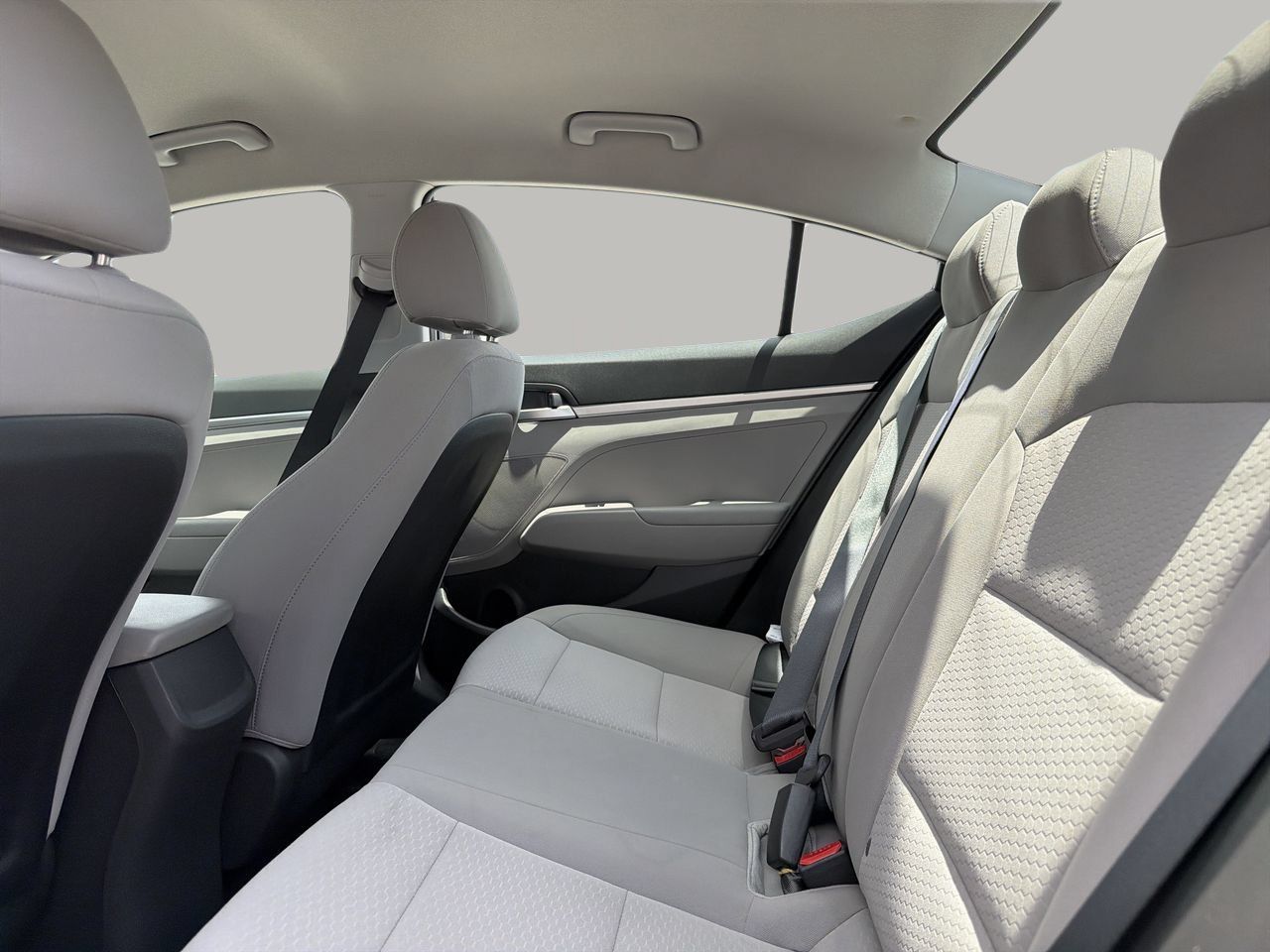 Used 2020 Hyundai Elantra SE FWD image 16