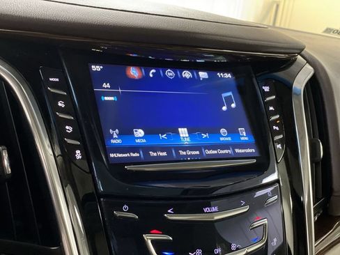 Used 2017 Cadillac Escalade Premium Luxury AWD/4WD image 13