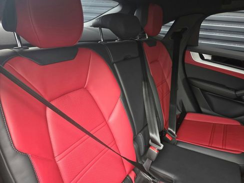 Certified 2024 Porsche Cayenne S image 21