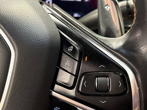 Used 2020 Chevrolet Corvette Stingray Preferred Cpe w/ 2LT Preferred Equipment Group RWD image 3