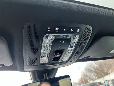 Used 2020 Mercedes-Benz GLB 250 4MATIC w/ AMG Line image 43